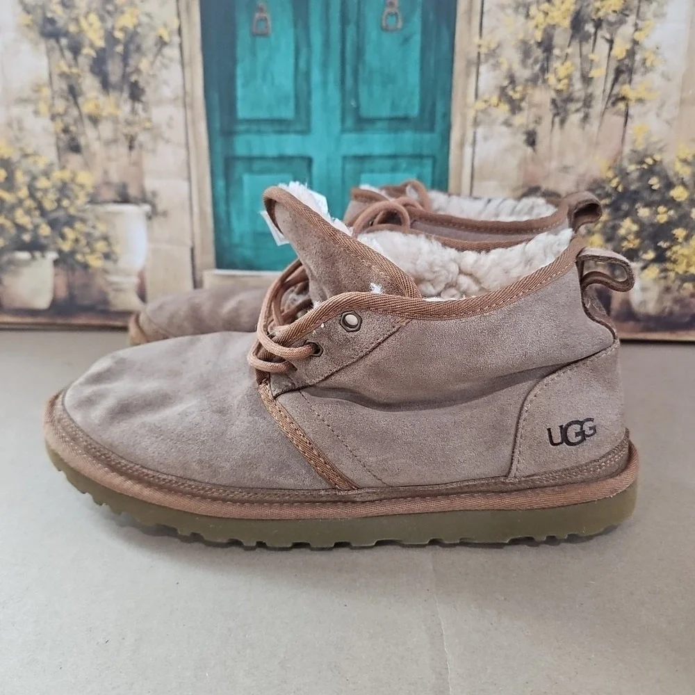 UGG NEUMEL 3236 Men's Boot Size 11-‎ Brown/Chestnut